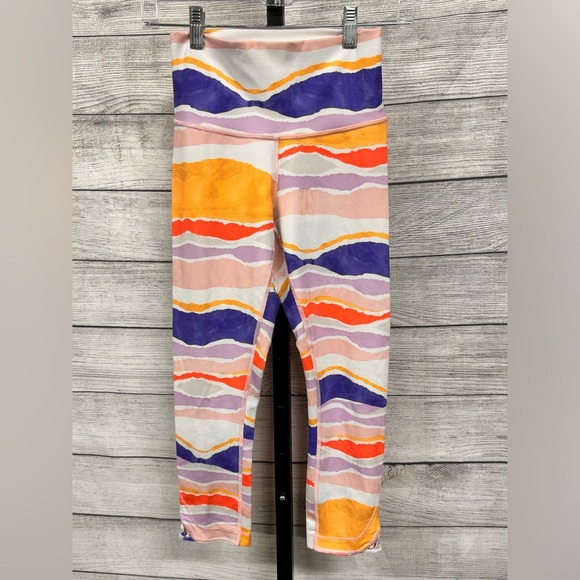 Lululemon True Self Crop Leggings - Picture 10 of 11